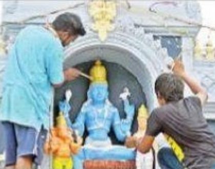 పండుగ సందడి షురూ