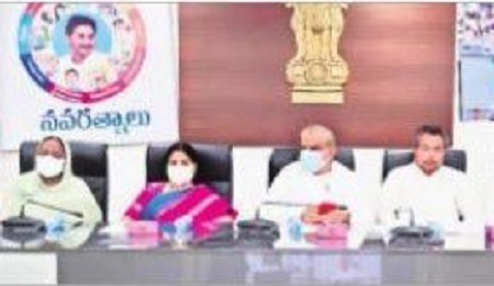 చిన్న పరిశ్రమలకు పెద్ద సాయం
