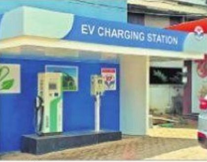 పెట్రోల్ బంకుల్లోనే ఈ-చార్జింగ్