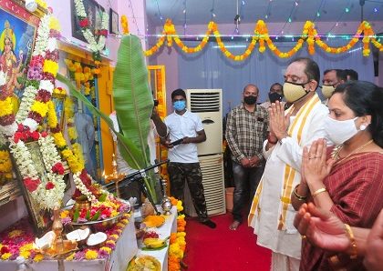 వన్‌టౌన్ పీఎస్‌లో ఆయుధపూజ