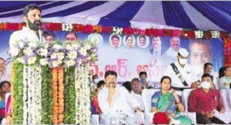 అతివా.. అందిపుచ్చుకో..