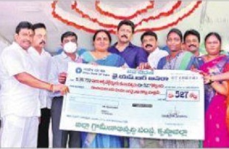 ఆర్థిక అండ.. సాధికారత అజెండా
