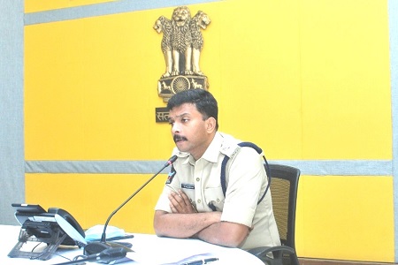 సమస్యలు నేరుగా తెలుసుకోవాలి