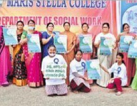 స్ట్రెల్లాలో అంతర్జాతీయ బాలికా దినోత్సవం