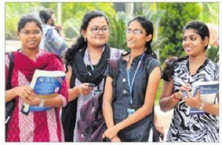 అన్ని వర్సిటీల్లో నాలుగేళ్ల డిగ్రీ కోర్సులు