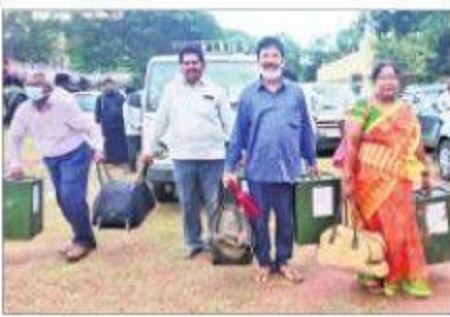 మున్సి'పోల్స్'కు సర్వం సిద్ధం