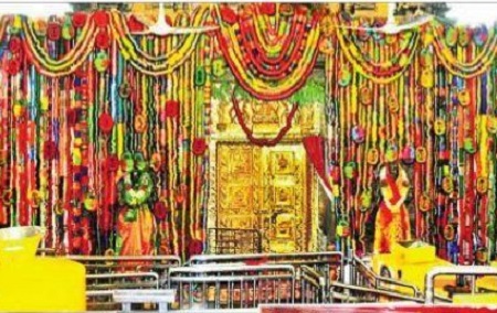 దుర్గమ్మకు గాజుల ఉత్సవం