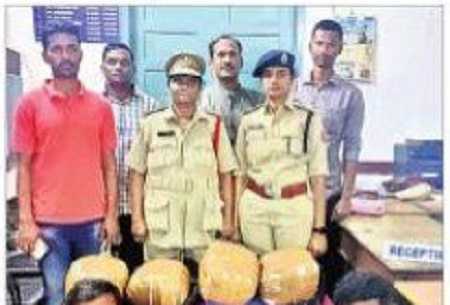 గంజాయి దందాకు అడ్డుకట్ట