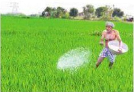 వ్యవసాయ రుణాలకు పెద్దపీట