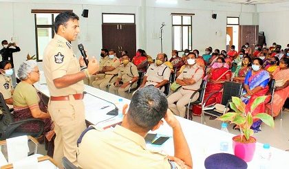 దిశ యాప్ పై అవగాహన పెంపొందించాలి