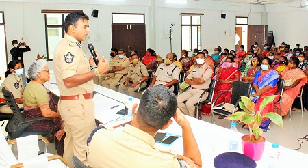 దిశ యాప్ పై అవగాహన పెంపొందించాలి