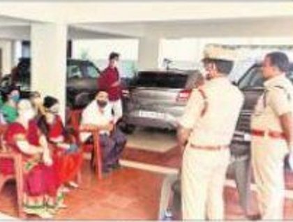 అపార్ట్ మెంట్లలో  సీసీ కెమెరాలు ఏర్పాటు చేసుకోవాలి