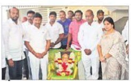 రోశయ్య సేవలు చిరస్మరణీయం