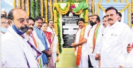 ఆలయాల అభివృద్ధికి చిత్తశుద్ధితో కృషి