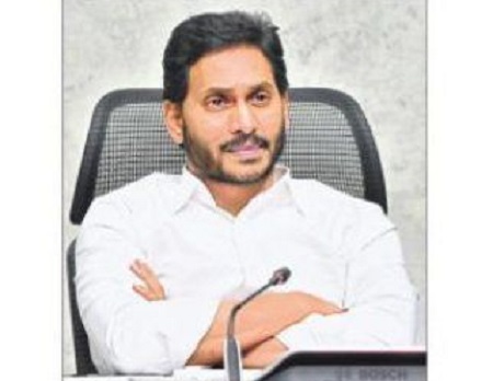 ప్రతి జిల్లాలో విమానాశ్రయం