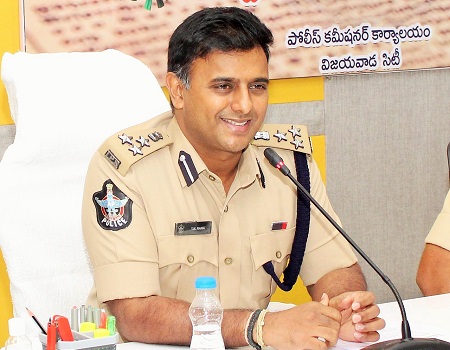 శాంతిభద్రతల పరిరక్షణే  ధ్యేయుం