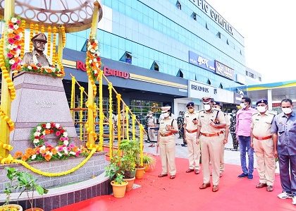 స్వర్గీయ కె.ఎస్ వ్యాస్‌కి నివాళి
