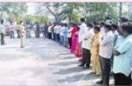 ప్రవర్తన మార్చుకోకుంటే కఠిన చర్యలు