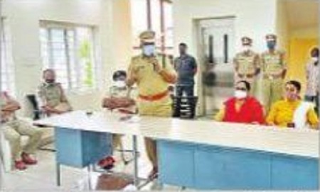 గంజాయి మత్తులో జీవితాన్ని నాశనం చేసుకోవద్దు