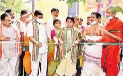 ఆలయాల అభివృద్ధికి కృషి