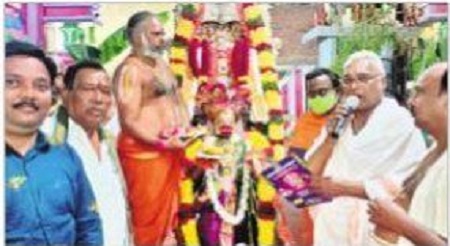 వెల్లివిరిసిన ఆధ్యాత్మికత