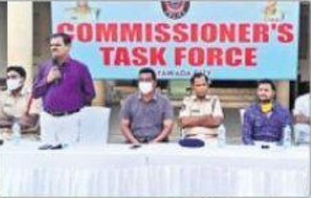 గంజాయి, బ్లేడ్ బ్యాచ్ సభ్యులకు కౌన్సెలింగ్
