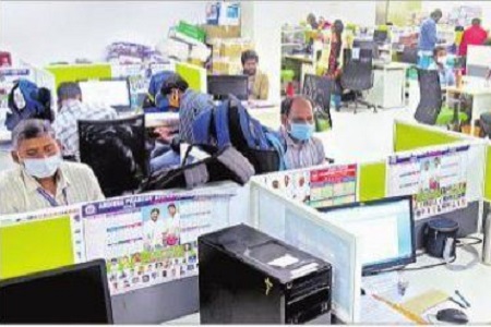 కొత్త జిల్లాలకు ఉద్యోగుల తాత్కాలిక కేటాయింపు