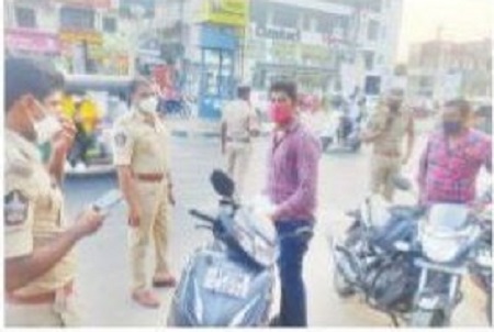 వాహనదారులకు జరిమానా