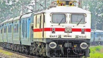 రైలు ప్రమాదాల నివారణకు 'కవచ్'