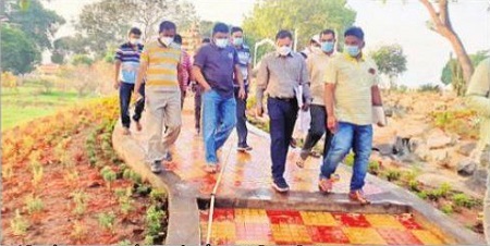త్వరితగతిన పార్కుల అభివృద్ధి