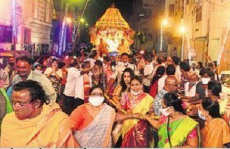 నేత్రపర్వంగా రథోత్సవం