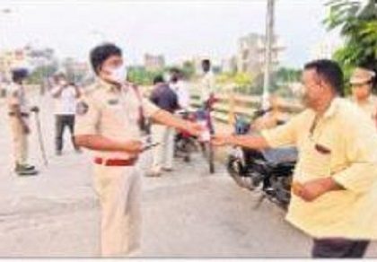 వాహనచోదకులకు హెల్మెట్ తప్పనిసరి
