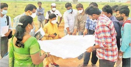 ఇళ్ల నిర్మాణం వేగవంతం చేయాలి