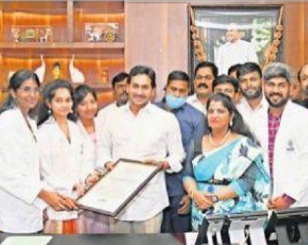 చదువుకు సహకరిస్తాం