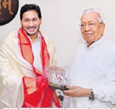కోవిడ్ కష్టాల్లో 'తోడు' నీడగా