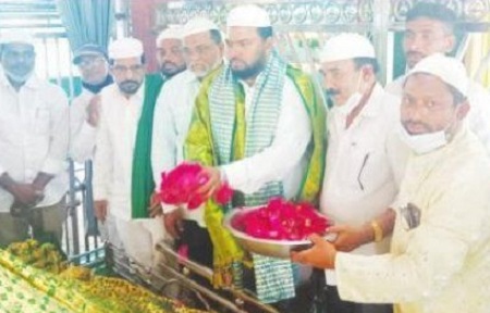 దర్గాల అభివృద్దే ధ్యేయం