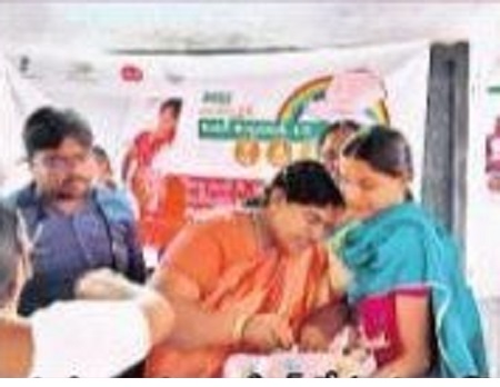 చిన్నారులకు వ్యాక్సిన్లు తప్పనిసరి
