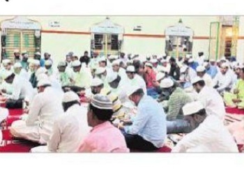 భక్తిశ్రద్ధలతో షబేబరాత్ వేడుకలు