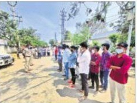 ప్రవర్తన మార్చుకొని జీవించాలి