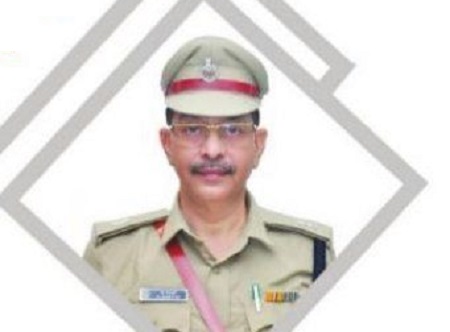 లైసెన్స్ లేని వారికి..  వాహనాలు ఇవ్వద్దు