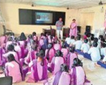 కెరీర్ గైడెన్స్ పై విద్యార్ధులకు అవగాహన