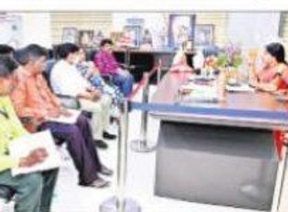 హ్యాండ్ బాల్ టోర్నమెంట్ ను విజయవంతం చేద్దాం