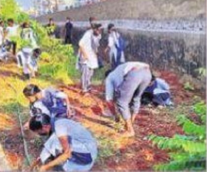 సామాజిక చైతన్యాన్ని పెంపొందించుకోవాలి