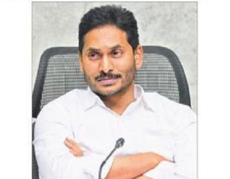జాప్యం లేకుండా ఇళ్ల పట్టాలు