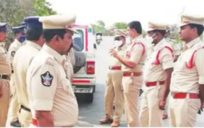 జాతీయ రహదారిపై ప్రత్యేక బందోబస్త్
