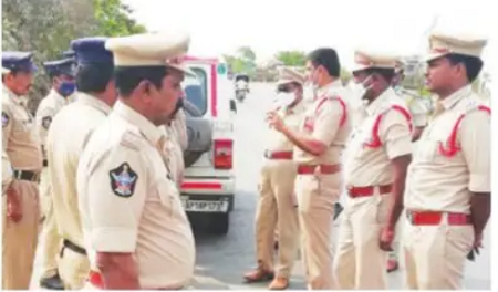 జాతీయ రహదారిపై ప్రత్యేక బందోబస్త్
