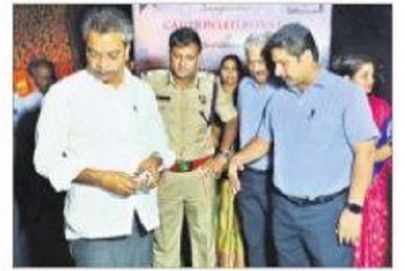 ప్రమాదాల నివారణకు సిగ్నల్ లైట్ల ఏర్పాటు