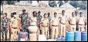 సారా కట్టడికి ప్రజలు సహకరించాలి