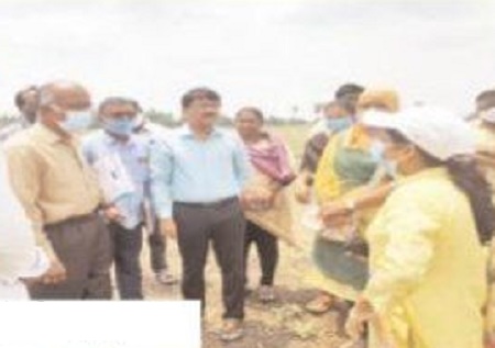 గృహ నిర్మాణాలను చేపట్టాలి: జెసి