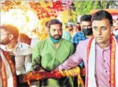 వన్ టౌన్ పీఎస్ లో అమ్మవారికి సీపీ  ప్రత్యేక పూజలు